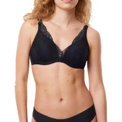 BH Body Make-Up Illusion Lace