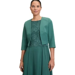 Bolero-Jacke mit Kellerfalten