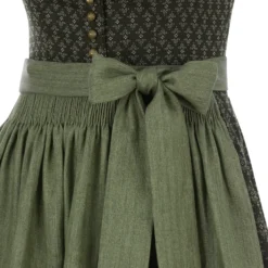Dirndl Monika