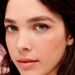 Fluff Up Brow Wax - Flexibles Augenbrauen-Stylingwachs