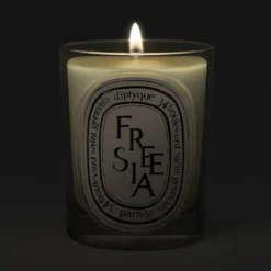 Freesia Classic candle 190g/6.7oz