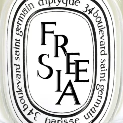 Freesia Classic candle 190g/6.7oz