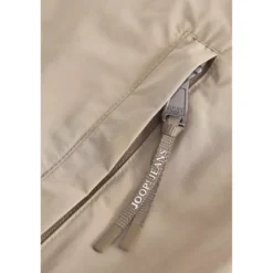Jacke Nevik