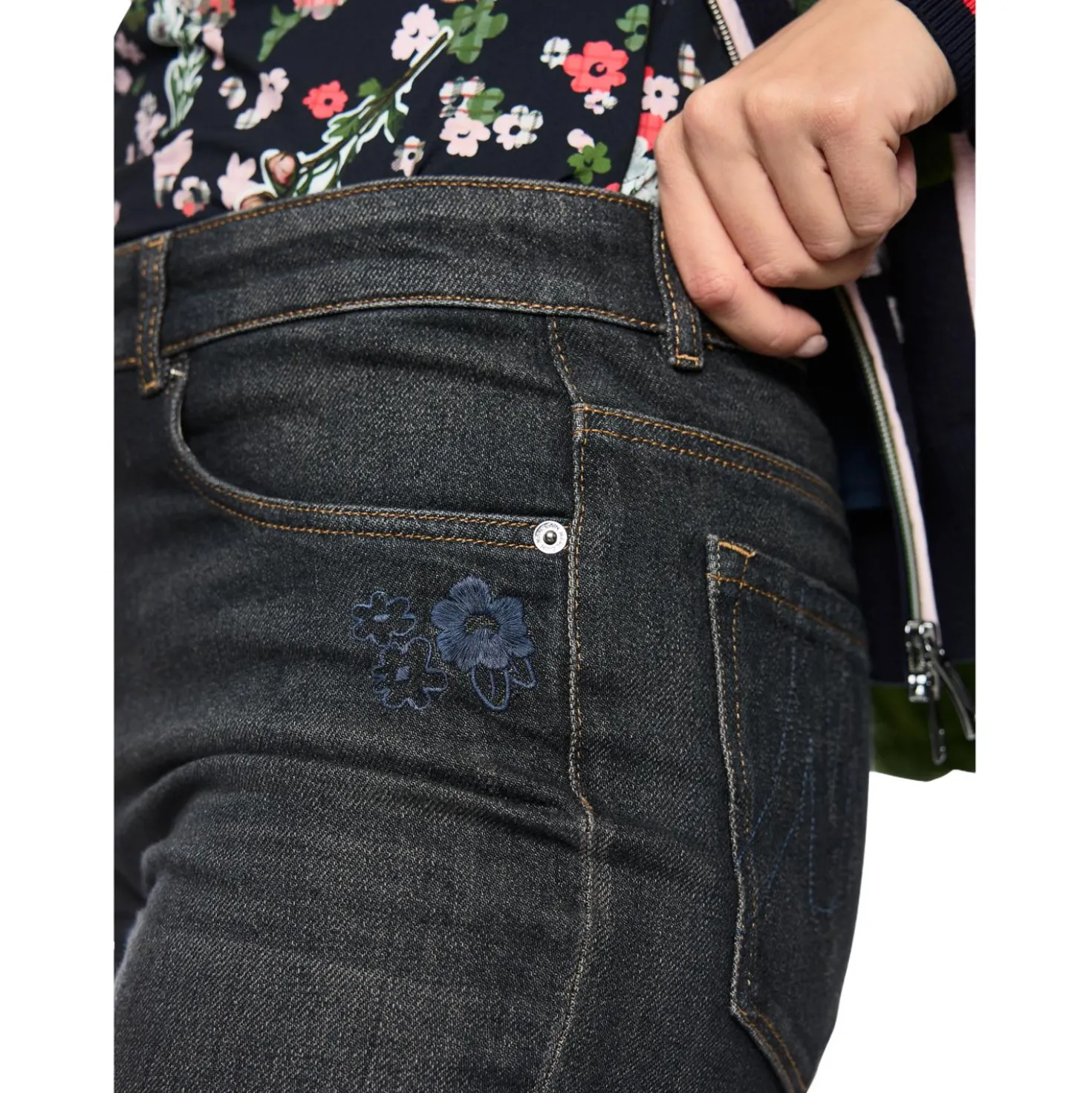 Jeans fendou im feminine fit
