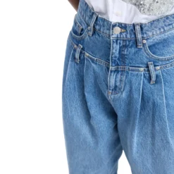 Jeans Nezzasina