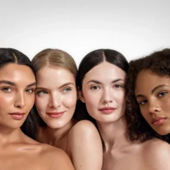 Just Skin Tinted Moisturizer SPF 15