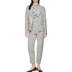 Klassischer blazer mit taillierung