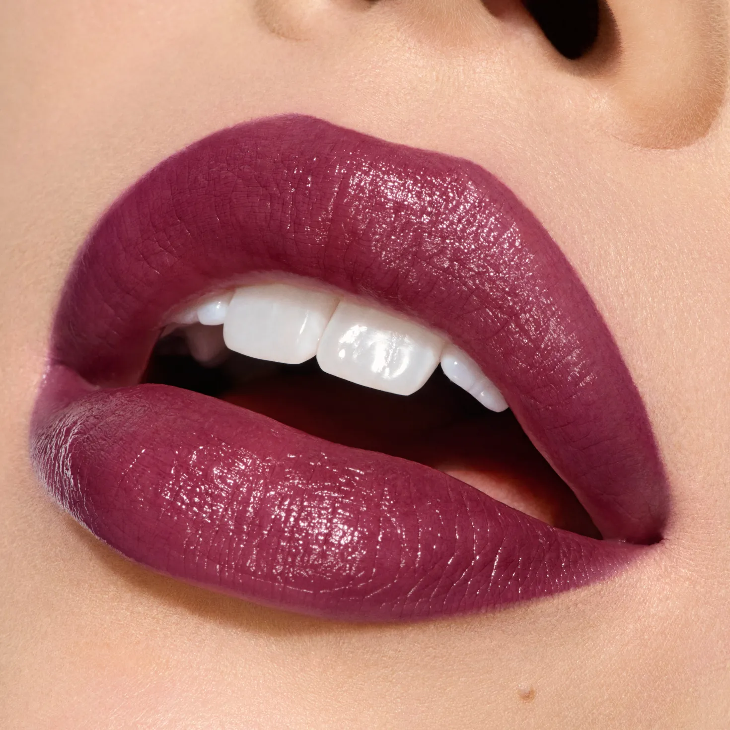Lipglazer NIGHTMOTH