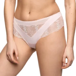 Luxus String Solene
