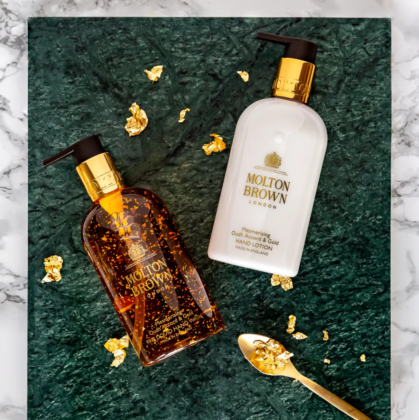 Mesmerising Oudh Accord & Gold Fine Liquid Hand Wash