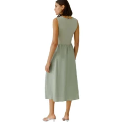 Midikleid