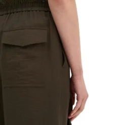 Pull-on-pants wide