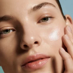The SPF 50 UV Protecting Fluid