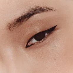 Trait d'Hermès, Eyeliner – Prägung und Präzision, Encre Noire