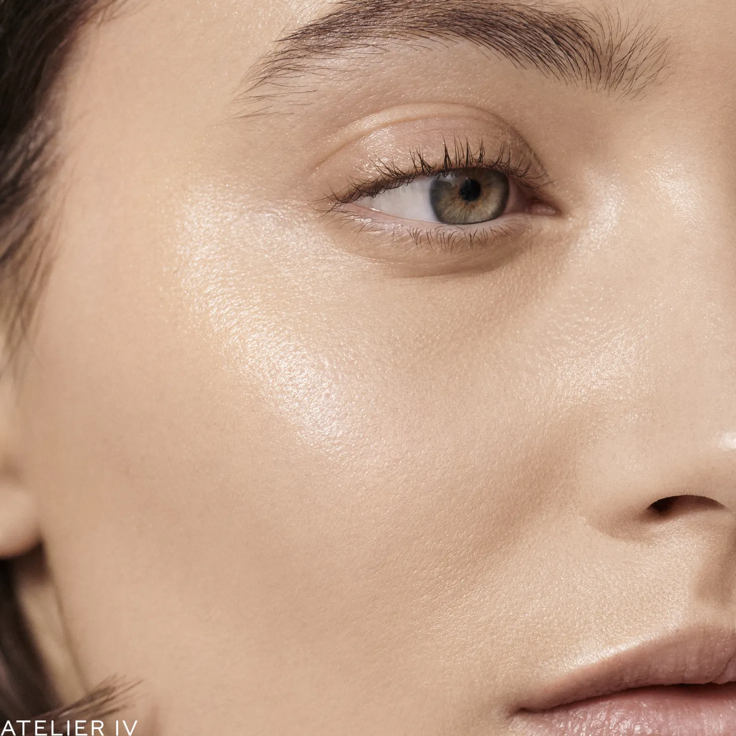 Vital Skin Foundation Stick IV