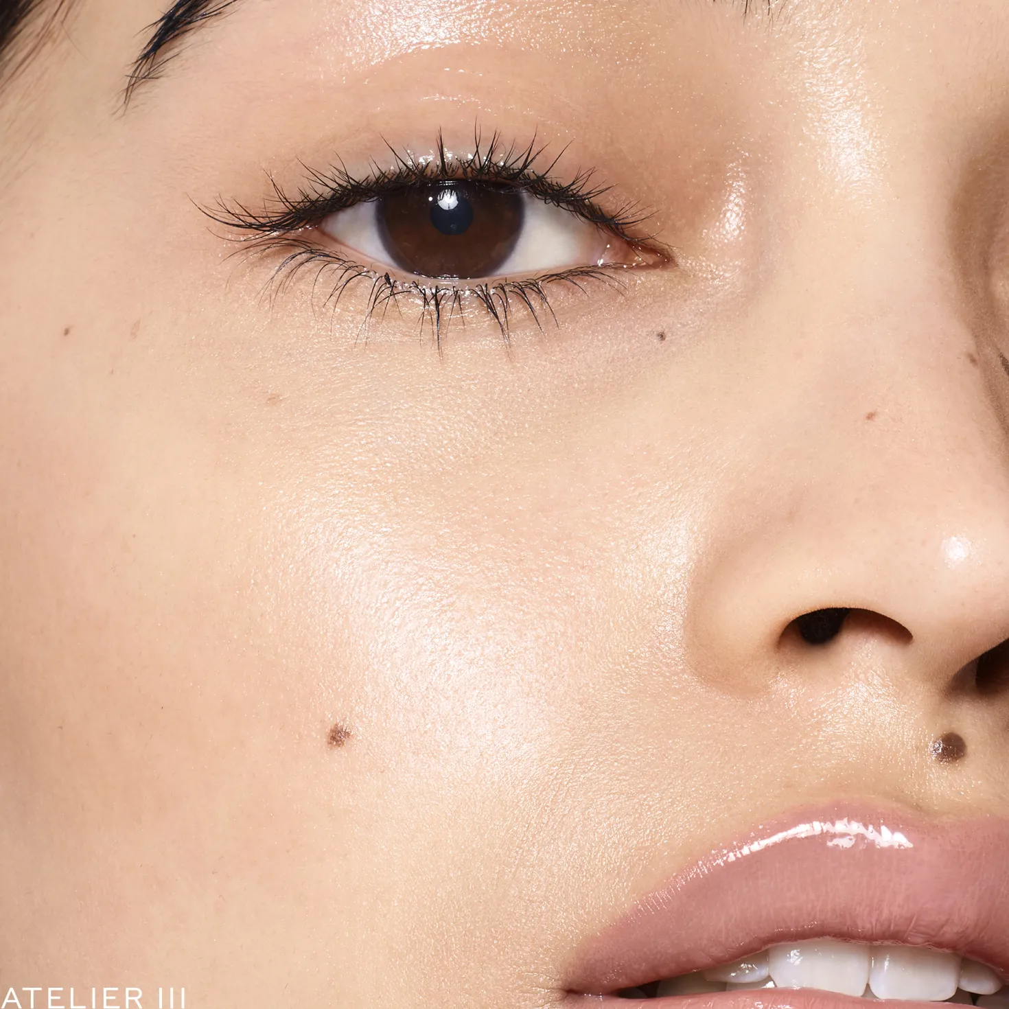 Vital Skin Foundation Stick III